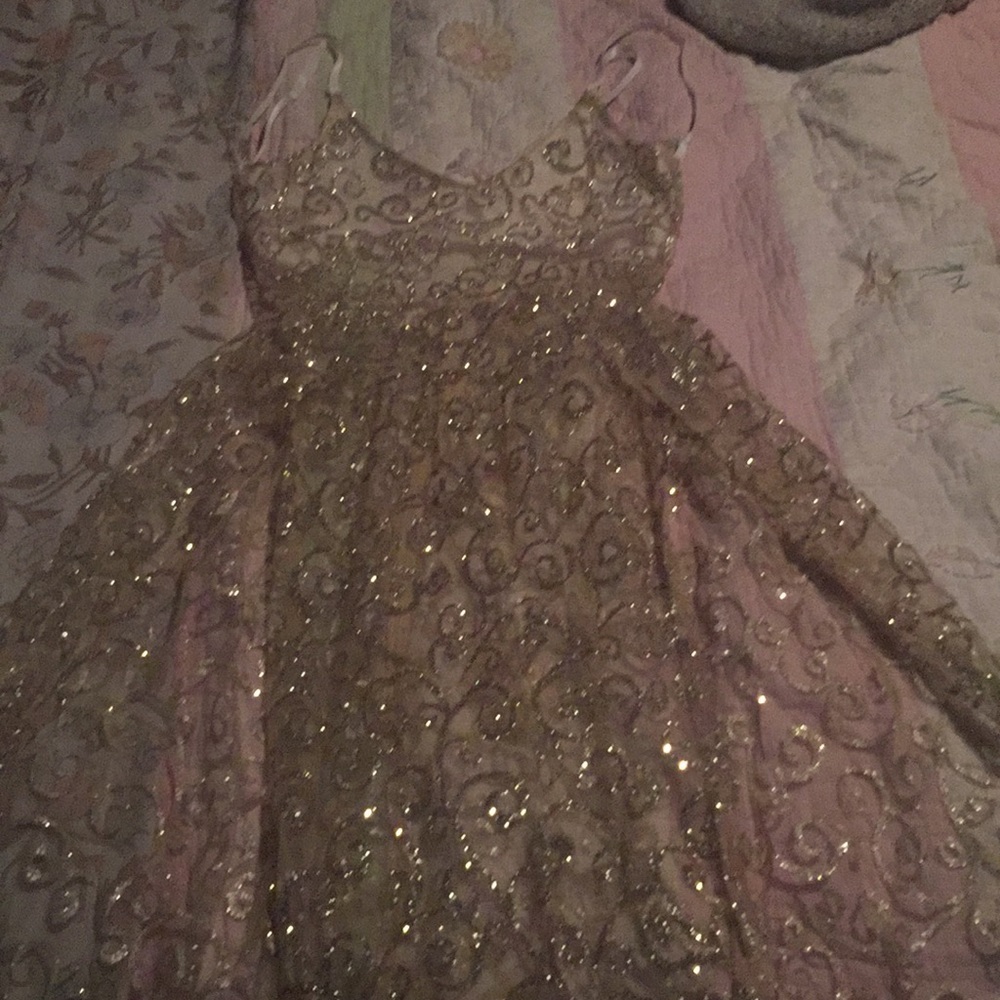Sheek very sexxy dress!